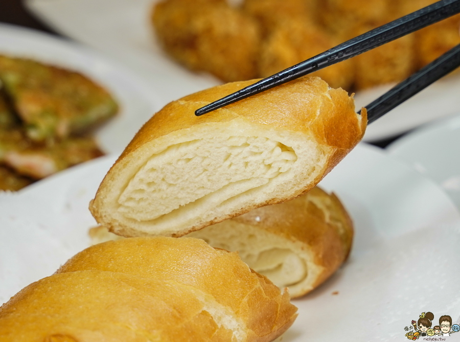 水明蝦 活蝦料理 台菜 高雄 泰國蝦 高雄美食 海鮮 敲敲魚 鹽焗 胡椒蝦 聚餐 聚會