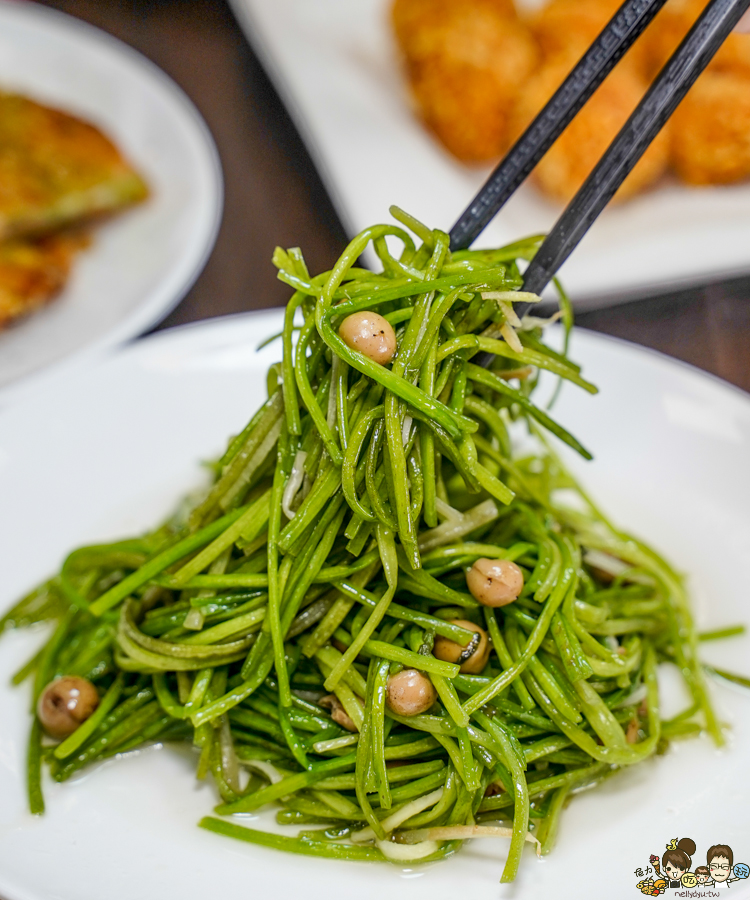 水明蝦 活蝦料理 台菜 高雄 泰國蝦 高雄美食 海鮮 敲敲魚 鹽焗 胡椒蝦 聚餐 聚會