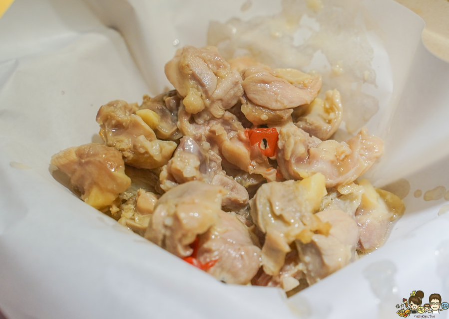 大佬嗶 自強夜市 排隊名店 網紅推薦 爆蒜料理 爆蒜雞翅尖 爆蒜膝脆骨 爆蒜三角骨 夜市美食 、夜市小吃 、夜市必吃 瑞豐必吃