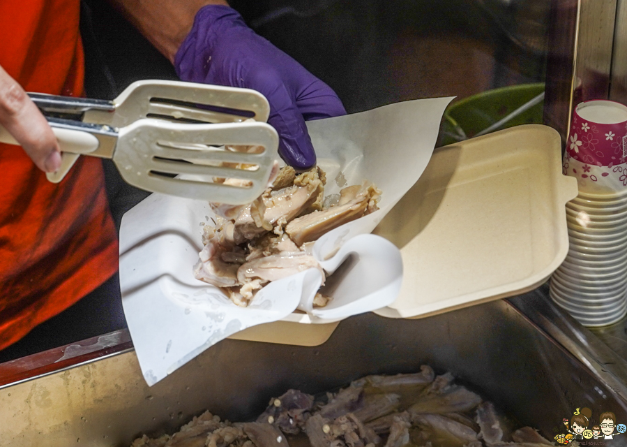 大佬嗶 自強夜市 排隊名店 網紅推薦 爆蒜料理 爆蒜雞翅尖 爆蒜膝脆骨 爆蒜三角骨 夜市美食 、夜市小吃 、夜市必吃 瑞豐必吃