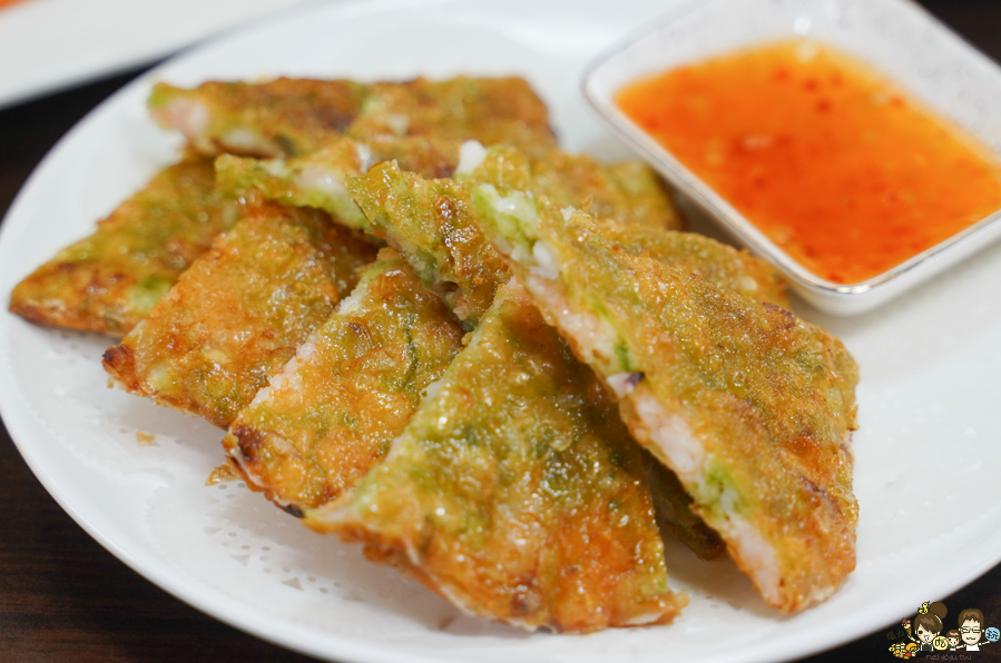 水明蝦 活蝦料理 台菜 高雄 泰國蝦 高雄美食 海鮮 敲敲魚 鹽焗 胡椒蝦 聚餐 聚會