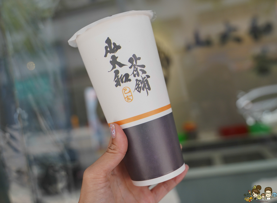 高雄茶飲 高雄飲料 高雄奶茶 青草茶 冬瓜茶 洛神 薏仁 杏仁 古早味 懷舊 涼水 呷涼水 透心涼 罐裝