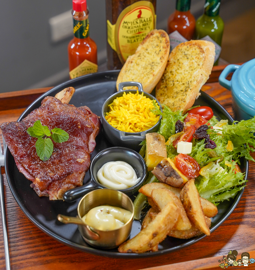 異國料理 咖啡冰沙 左營美食 巨蛋美食 聚餐 聚會 私密 隱藏版 披薩 特製 早午餐 拼盤 晚餐 GAUTENG COFFEE FREEZE.cc