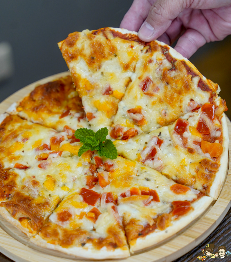 異國料理 咖啡冰沙 左營美食 巨蛋美食 聚餐 聚會 私密 隱藏版 披薩 特製 早午餐 拼盤 晚餐 GAUTENG COFFEE FREEZE.cc