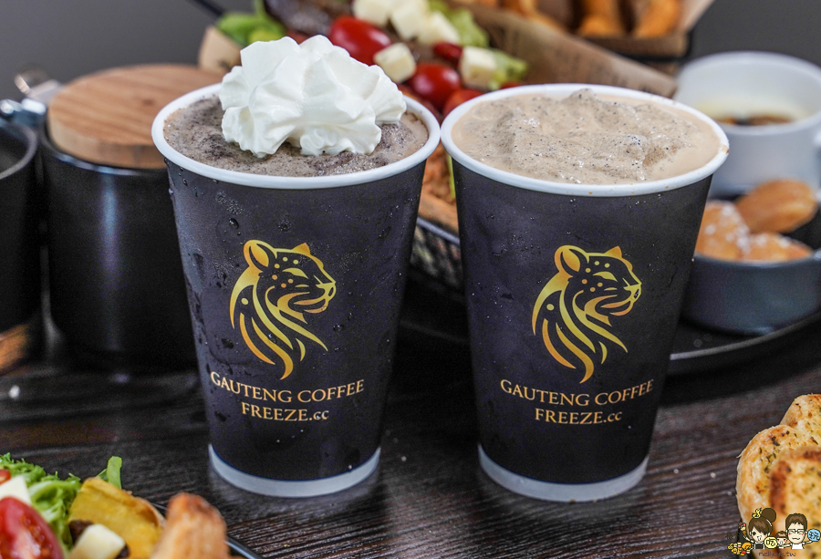 異國料理 咖啡冰沙 左營美食 巨蛋美食 聚餐 聚會 私密 隱藏版 披薩 特製 早午餐 拼盤 晚餐 GAUTENG COFFEE FREEZE.cc