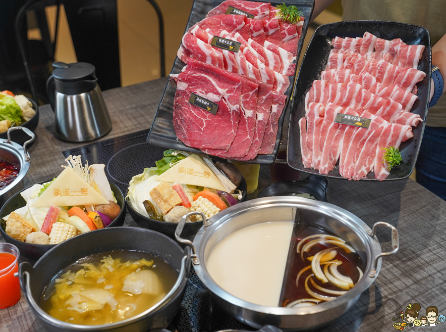 鍋道一號-高雄鳳山店 文山特區 免費涼麵 免費滷肉飯 火鍋 鍋物 包場 商務聚餐 午餐 約會 家庭聚餐 火鍋推薦 鍋物 鑄鐵鍋 個人鴛鴦鍋