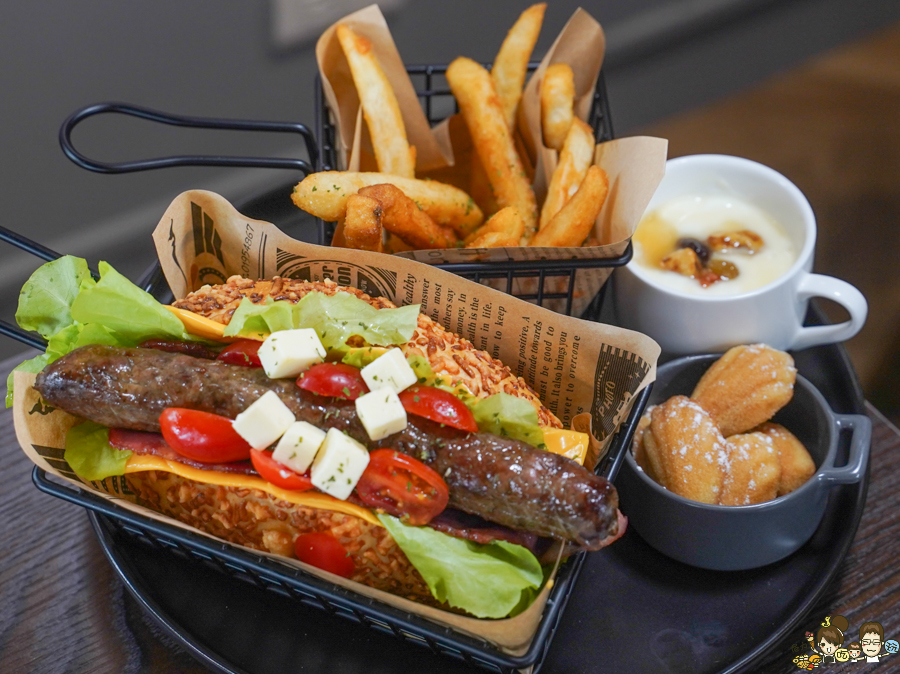 異國料理 咖啡冰沙 左營美食 巨蛋美食 聚餐 聚會 私密 隱藏版 披薩 特製 早午餐 拼盤 晚餐 GAUTENG COFFEE FREEZE.cc