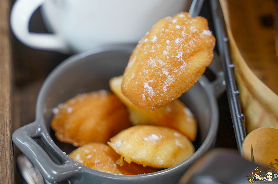 異國料理 咖啡冰沙 左營美食 巨蛋美食 聚餐 聚會 私密 隱藏版 披薩 特製 早午餐 拼盤 晚餐 GAUTENG COFFEE FREEZE.cc