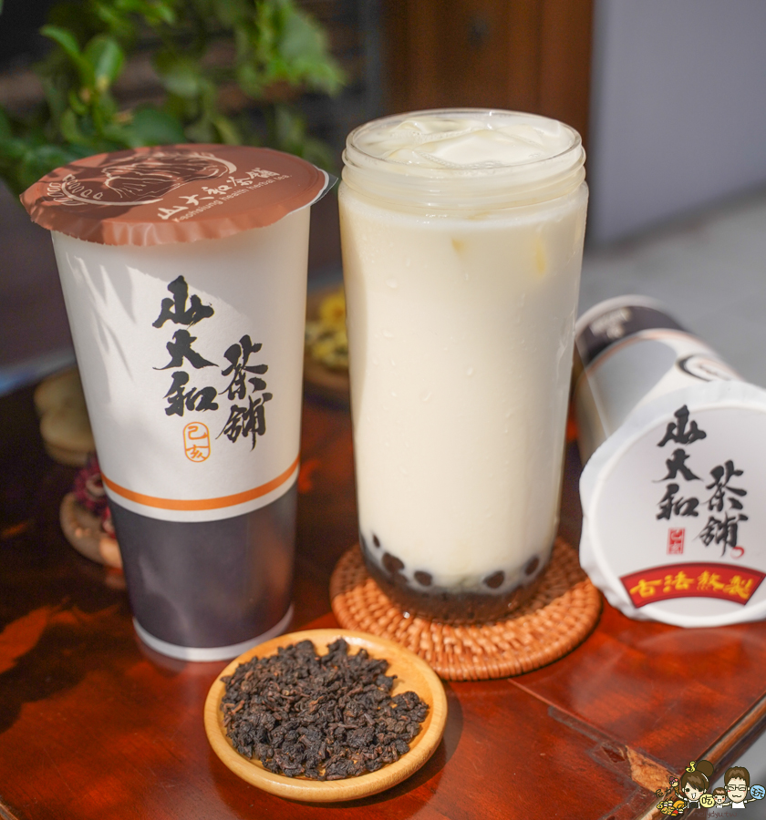 高雄茶飲 高雄飲料 高雄奶茶 青草茶 冬瓜茶 洛神 薏仁 杏仁 古早味 懷舊 涼水 呷涼水 透心涼 罐裝