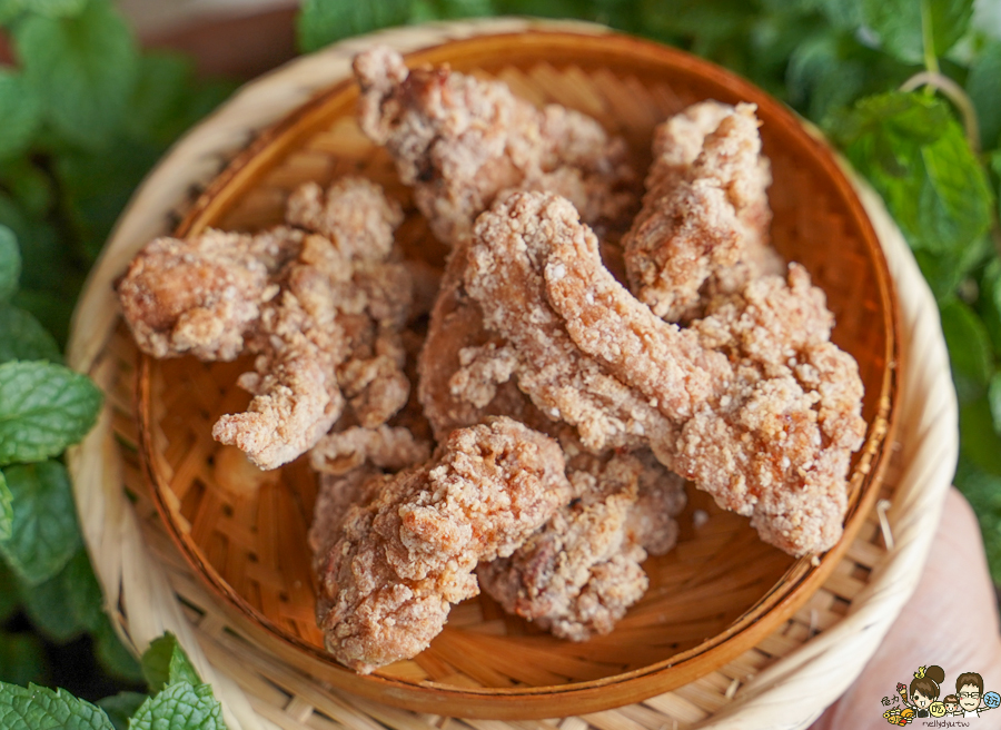 友炸炸雞 楠梓創新店 炸物 炸雞排 碳烤雞排 全雞 炸全雞 楠梓美食 楠梓台糖