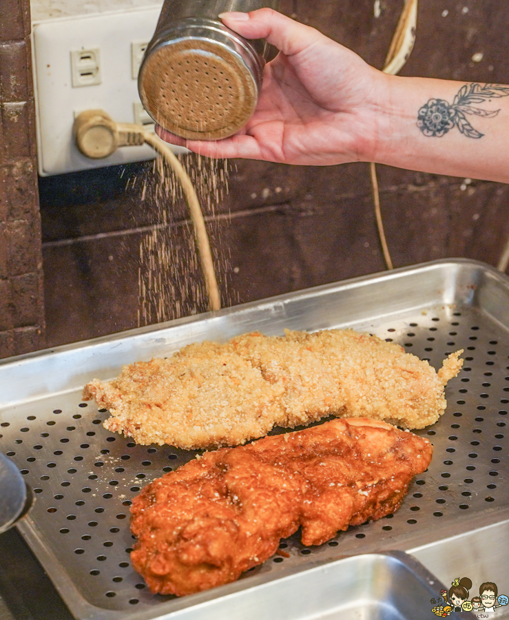 騰之雞排專門店 高雄楠梓總店 高雄雞排 好吃雞排 古早味雞排 懷舊 脆皮 黃金雞排 後切雞排 不切 下午茶 加工區 公司行號 團購 推薦 必吃