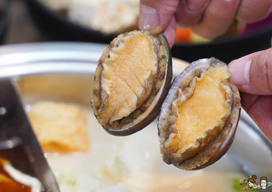 鍋道一號-高雄鳳山店 文山特區 免費涼麵 免費滷肉飯 火鍋 鍋物 包場 商務聚餐 午餐 約會 家庭聚餐 火鍋推薦 鍋物 鑄鐵鍋 個人鴛鴦鍋