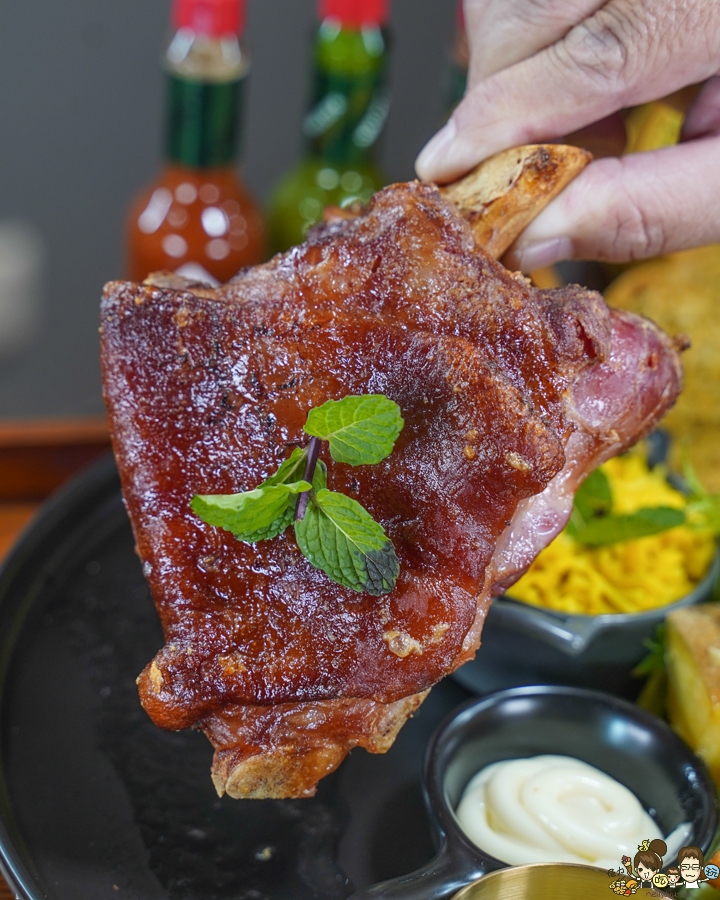 異國料理 咖啡冰沙 左營美食 巨蛋美食 聚餐 聚會 私密 隱藏版 披薩 特製 早午餐 拼盤 晚餐 GAUTENG COFFEE FREEZE.cc