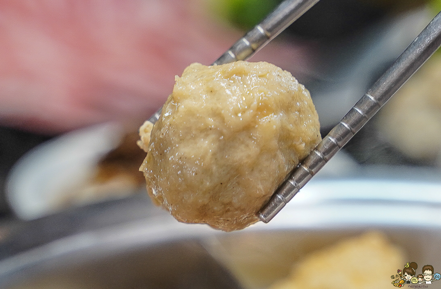 鍋道一號-高雄鳳山店 文山特區 免費涼麵 免費滷肉飯 火鍋 鍋物 包場 商務聚餐 午餐 約會 家庭聚餐 火鍋推薦 鍋物 鑄鐵鍋 個人鴛鴦鍋