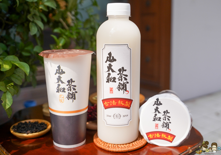 高雄茶飲 高雄飲料 高雄奶茶 青草茶 冬瓜茶 洛神 薏仁 杏仁 古早味 懷舊 涼水 呷涼水 透心涼 罐裝