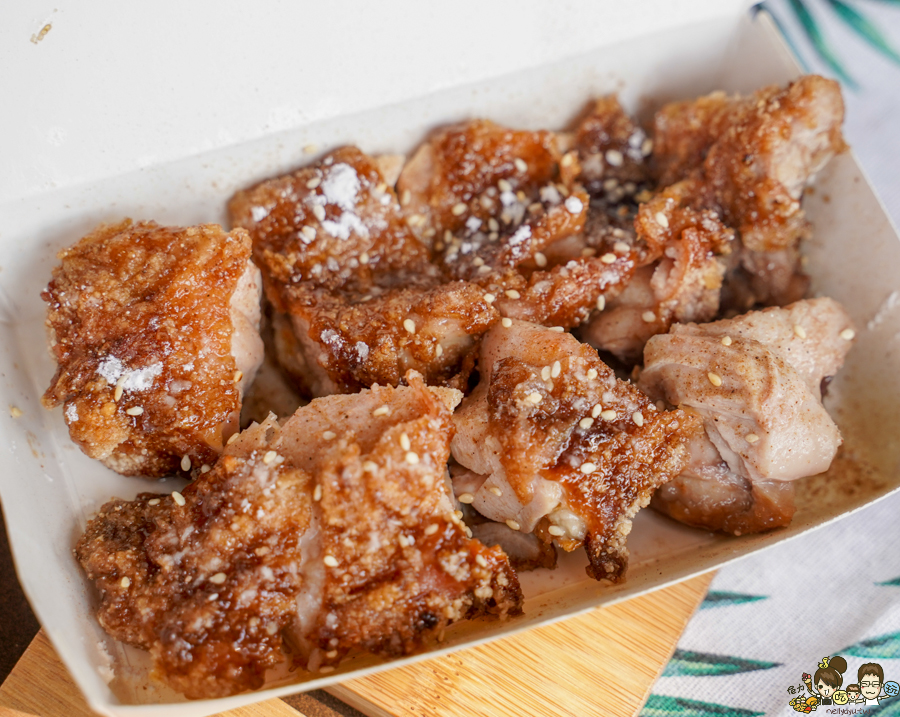 友炸炸雞 楠梓創新店 炸物 炸雞排 碳烤雞排 全雞 炸全雞 楠梓美食 楠梓台糖