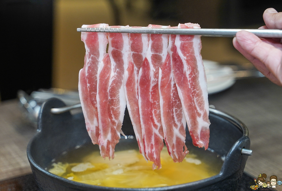 鍋道一號-高雄鳳山店 文山特區 免費涼麵 免費滷肉飯 火鍋 鍋物 包場 商務聚餐 午餐 約會 家庭聚餐 火鍋推薦 鍋物 鑄鐵鍋 個人鴛鴦鍋