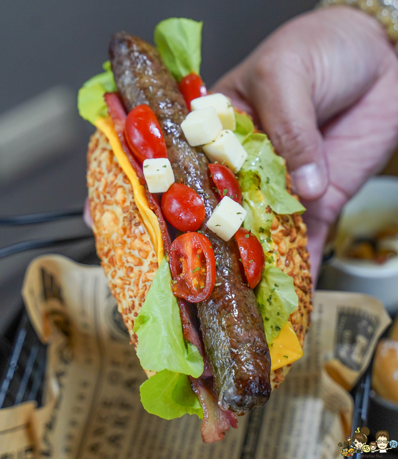 異國料理 咖啡冰沙 左營美食 巨蛋美食 聚餐 聚會 私密 隱藏版 披薩 特製 早午餐 拼盤 晚餐 GAUTENG COFFEE FREEZE.cc