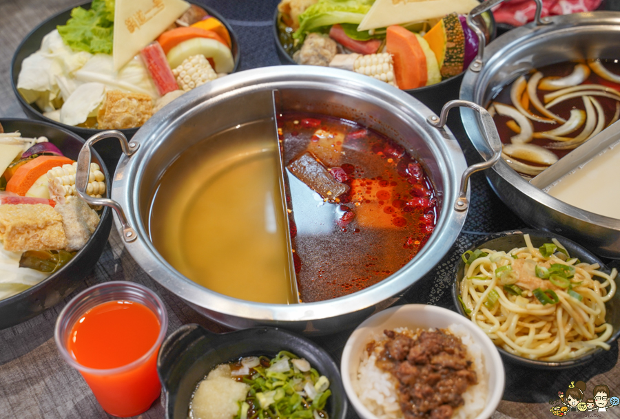 鍋道一號-高雄鳳山店 文山特區 免費涼麵 免費滷肉飯 火鍋 鍋物 包場 商務聚餐 午餐 約會 家庭聚餐 火鍋推薦 鍋物 鑄鐵鍋 個人鴛鴦鍋