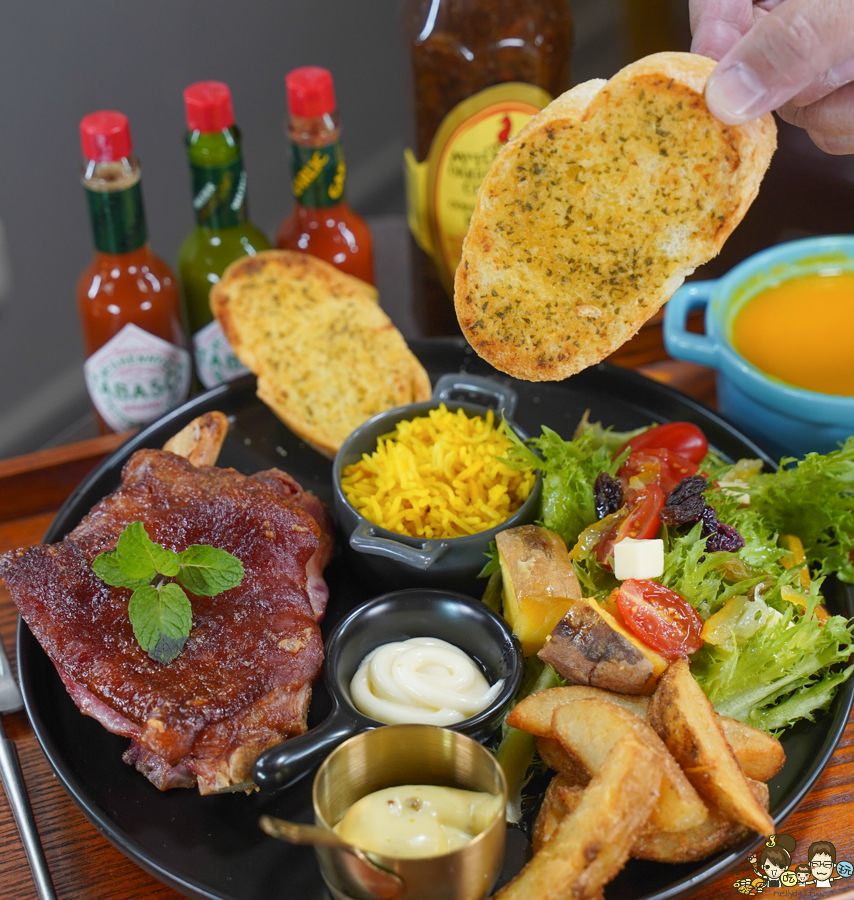 異國料理 咖啡冰沙 左營美食 巨蛋美食 聚餐 聚會 私密 隱藏版 披薩 特製 早午餐 拼盤 晚餐 GAUTENG COFFEE FREEZE.cc