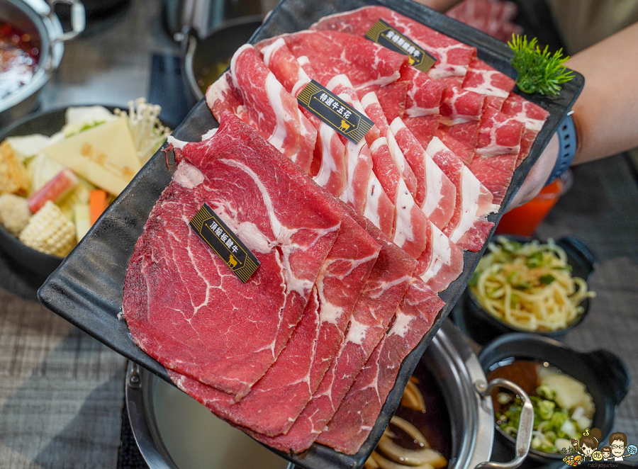 鍋道一號-高雄鳳山店 文山特區 免費涼麵 免費滷肉飯 火鍋 鍋物 包場 商務聚餐 午餐 約會 家庭聚餐 火鍋推薦 鍋物 鑄鐵鍋 個人鴛鴦鍋