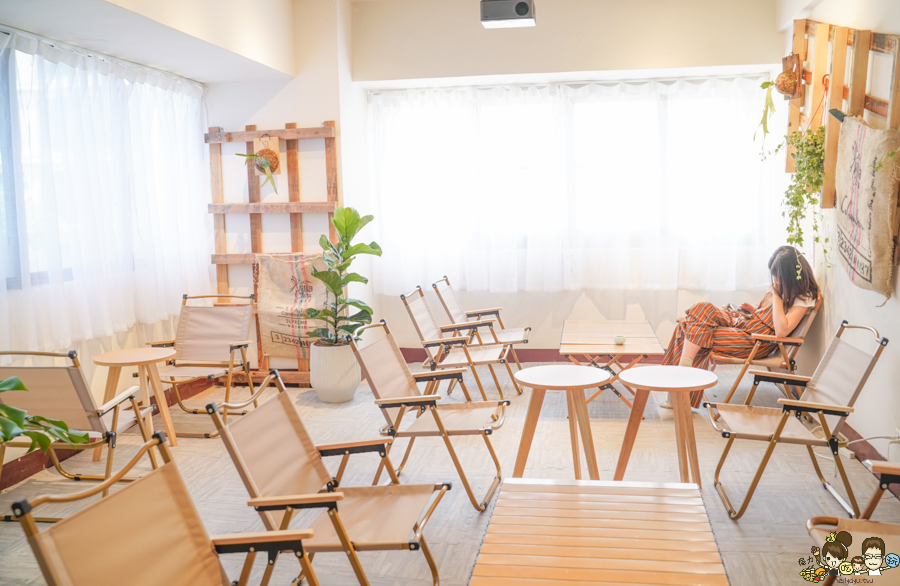 依賴咖啡 三民咖啡 咖啡館 文山特區 推薦咖啡 甜點 手工甜點 單品咖啡 網美咖啡店 文青 包場 場地租借