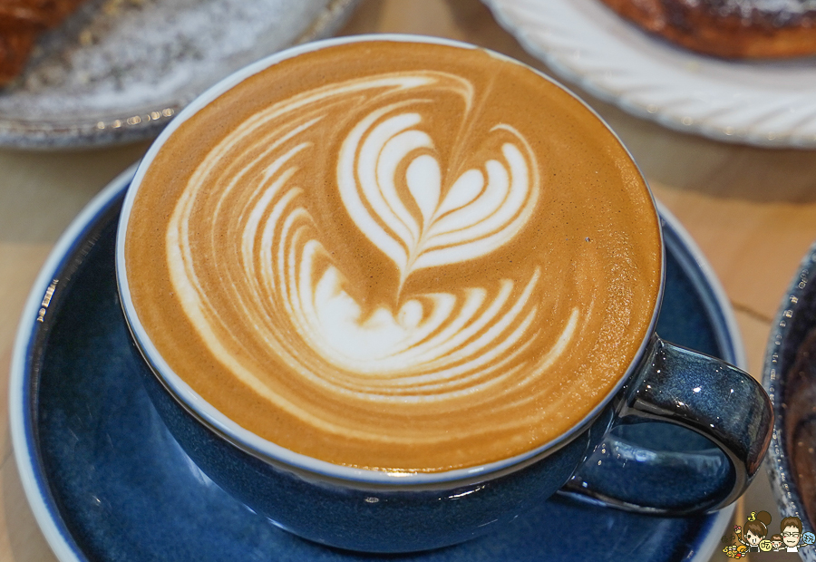 依賴咖啡 三民咖啡 咖啡館 文山特區 推薦咖啡 甜點 手工甜點 單品咖啡 網美咖啡店 文青 包場 場地租借