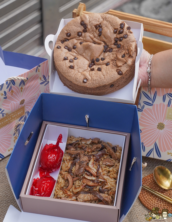 御香彌月油飯 高雄油飯第一品牌 高雄彌月禮盒 高雄彌月蛋糕 彌月推薦 油飯 高雄油飯 油飯禮盒