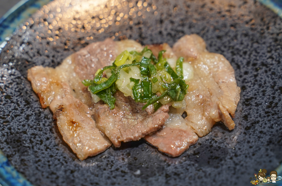 花燒肉 高雄燒肉 個人燒肉 單人燒肉 燒肉套餐 聚餐 聚會 包廂 駐唱 北高雄美食 高雄燒肉推薦