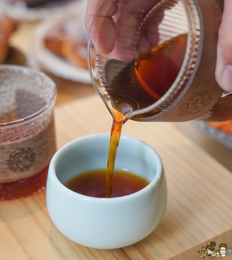 依賴咖啡 三民咖啡 咖啡館 文山特區 推薦咖啡 甜點 手工甜點 單品咖啡 網美咖啡店 文青 包場 場地租借