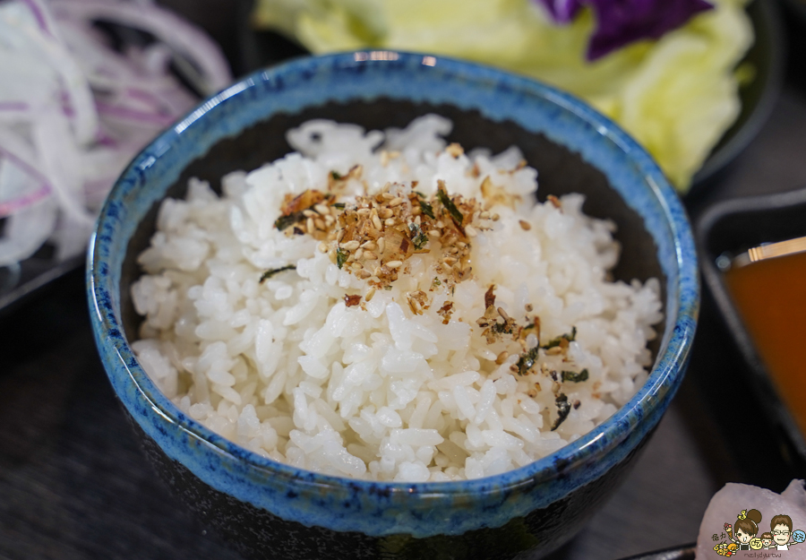 花燒肉 高雄燒肉 個人燒肉 單人燒肉 燒肉套餐 聚餐 聚會 包廂 駐唱 北高雄美食 高雄燒肉推薦