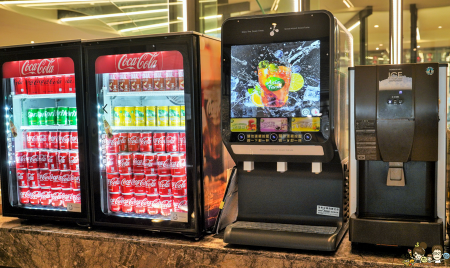 高雄火鍋 火鍋吃到飽 吃到飽 木櫃工廠創意鍋物 聚餐 聚會 多人聚餐 謝師宴 吃到飽 甜點 海鮮 和牛 可朗芙 限定 下午茶