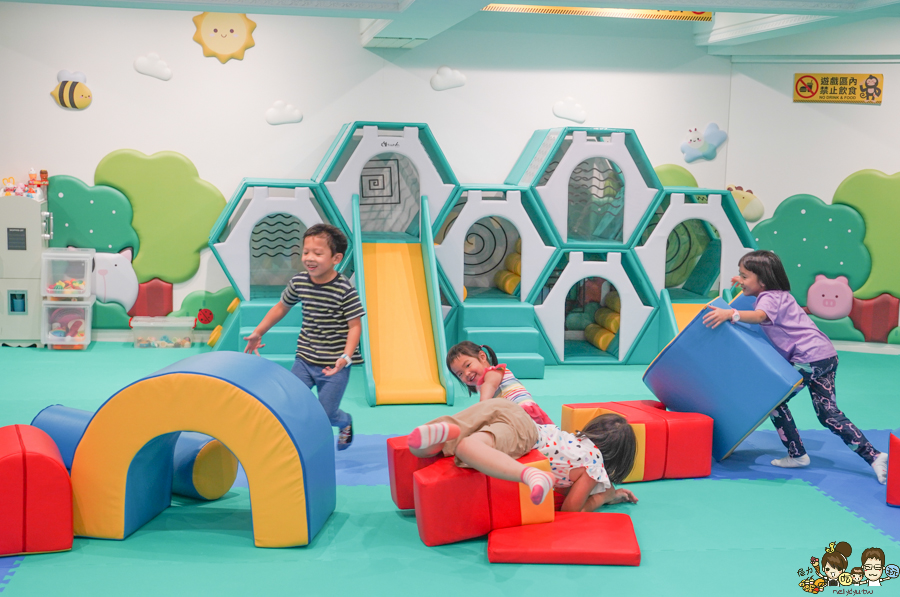 台南親子餐廳 兒童室 在地老店 老字號餐廳 傳承二代 好停車 聚餐 包場 抓週 慶生 生日趴 宴客 宴席 喜宴 好停車