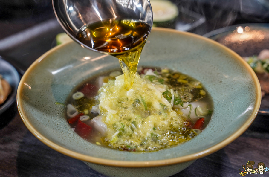 花燒肉 高雄燒肉 個人燒肉 單人燒肉 燒肉套餐 聚餐 聚會 包廂 駐唱 北高雄美食 高雄燒肉推薦