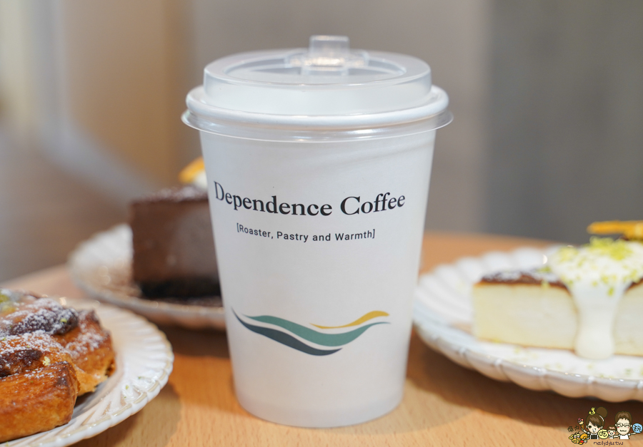 依賴咖啡 三民咖啡 咖啡館 文山特區 推薦咖啡 甜點 手工甜點 單品咖啡 網美咖啡店 文青 包場 場地租借