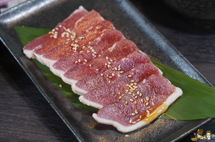 花燒肉 高雄燒肉 個人燒肉 單人燒肉 燒肉套餐 聚餐 聚會 包廂 駐唱 北高雄美食 高雄燒肉推薦