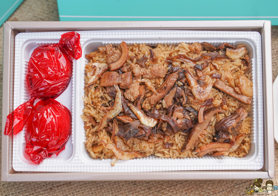 御香彌月油飯 高雄油飯第一品牌 高雄彌月禮盒 高雄彌月蛋糕 彌月推薦 油飯 高雄油飯 油飯禮盒