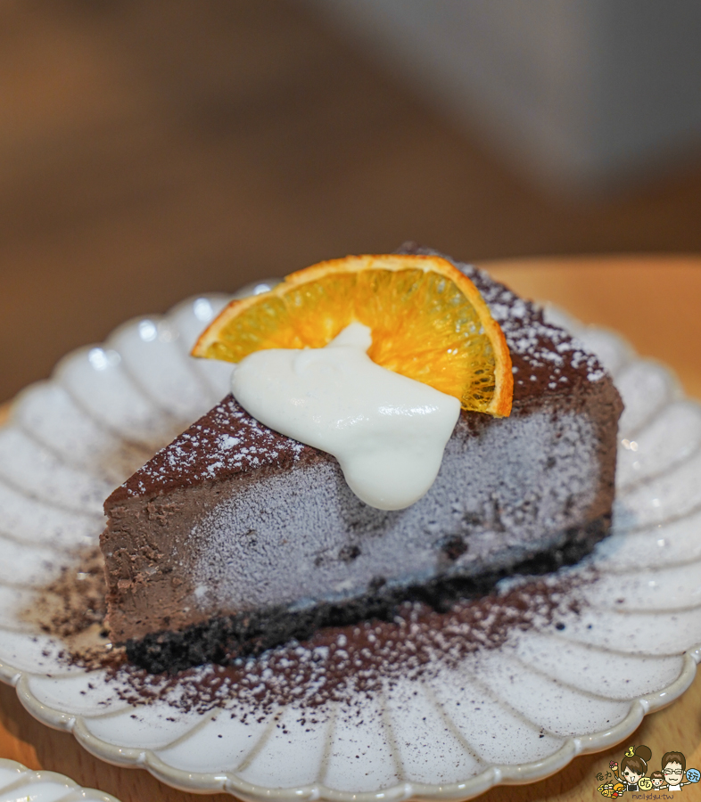 依賴咖啡 三民咖啡 咖啡館 文山特區 推薦咖啡 甜點 手工甜點 單品咖啡 網美咖啡店 文青 包場 場地租借