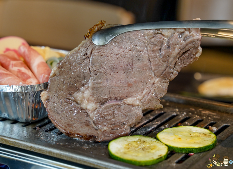 花燒肉 高雄燒肉 個人燒肉 單人燒肉 燒肉套餐 聚餐 聚會 包廂 駐唱 北高雄美食 高雄燒肉推薦