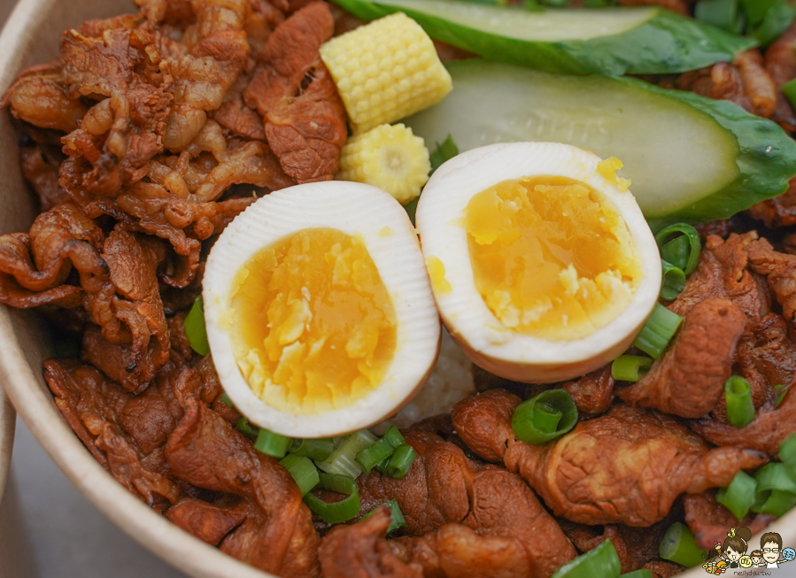 里昱精品肉舖 隱藏版 客製化 丼飯 生魚片 燒肉 肉鋪 文山特區 團購美食 鳳山美食