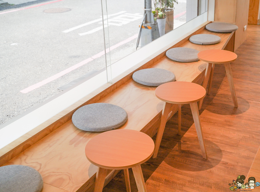 依賴咖啡 三民咖啡 咖啡館 文山特區 推薦咖啡 甜點 手工甜點 單品咖啡 網美咖啡店 文青 包場 場地租借