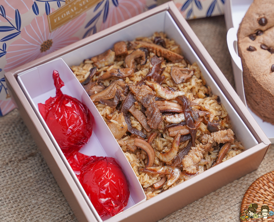 御香彌月油飯 高雄油飯第一品牌 高雄彌月禮盒 高雄彌月蛋糕 彌月推薦 油飯 高雄油飯 油飯禮盒