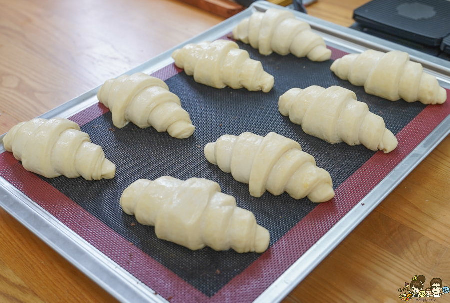 依賴咖啡 三民咖啡 咖啡館 文山特區 推薦咖啡 甜點 手工甜點 單品咖啡 網美咖啡店 文青 包場 場地租借