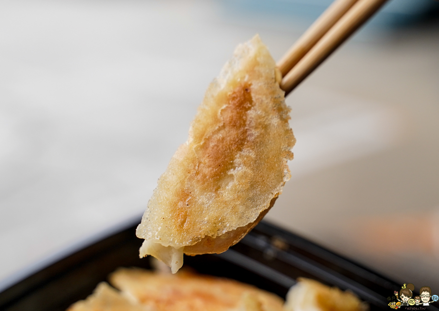 黃又香餃子 日式餃子 岡山黃昏市場 市場美食 市場必吃 岡山美食 餃子 煎餃