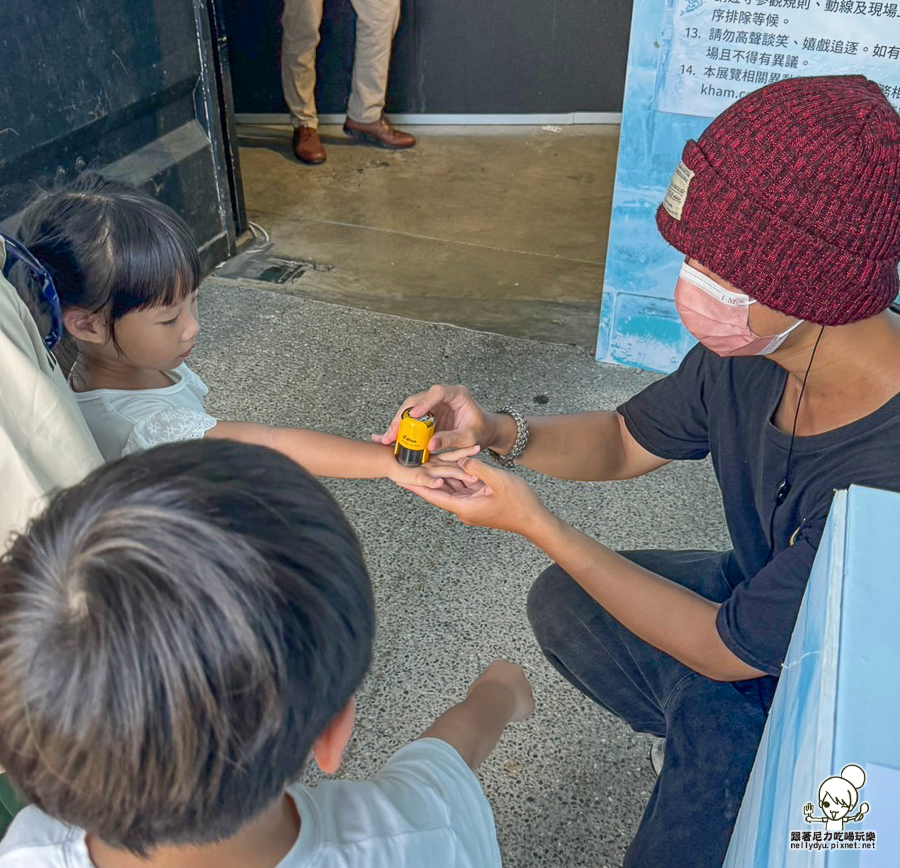 暑假旅遊 親子玩樂 親子 駁二 必玩 降溫 滑雪 白雪 冰雪祭．白色童話 