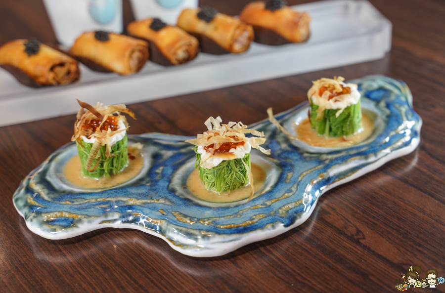 墨川四川樟茶烤鴨 台南川菜推薦 LA時尚川菜 烤鴨 片鴨 脆皮 川味料理 辣味 青花椒 香麻 夠味 聚餐 聚會 包廂 家庭聚餐 親子 