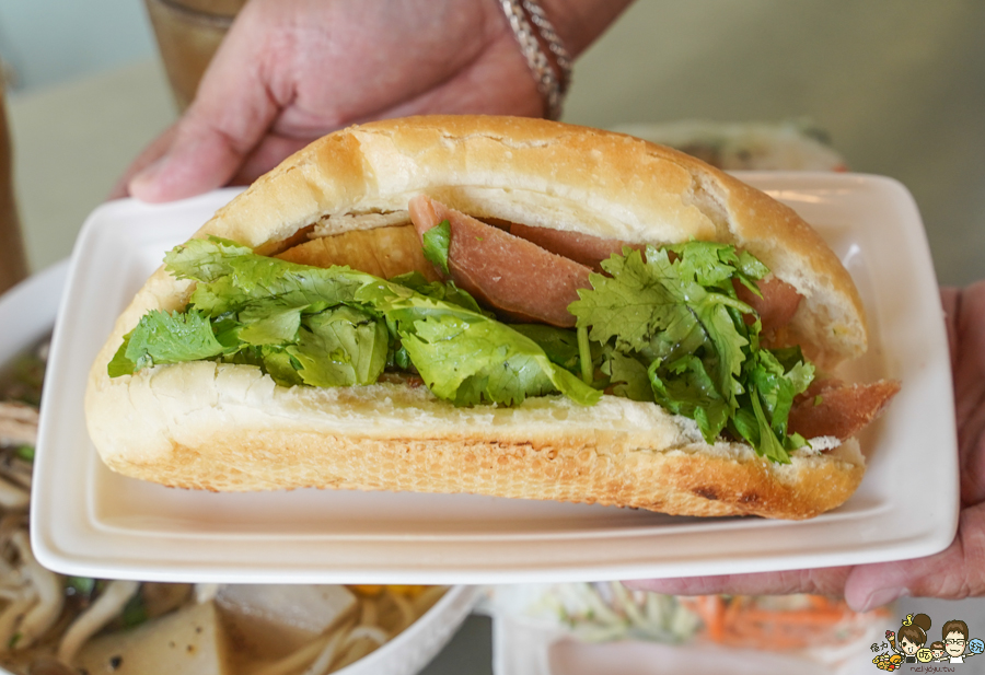 越素蔬食 越南料理 法國麵包 越南河粉 鳳山素食 蔬食 爽口 美味 開胃 輕食 酸辣河粉 越南咖啡 