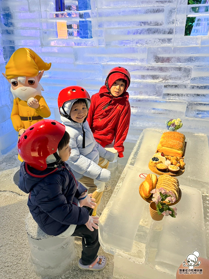 暑假旅遊 親子玩樂 親子 駁二 必玩 降溫 滑雪 白雪 冰雪祭．白色童話 