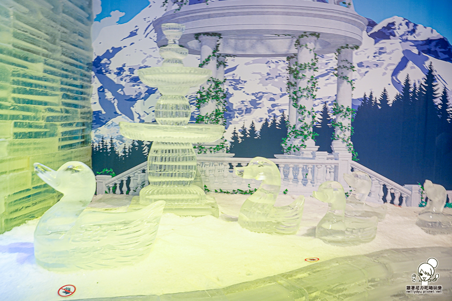 暑假旅遊 親子玩樂 親子 駁二 必玩 降溫 滑雪 白雪 冰雪祭．白色童話 