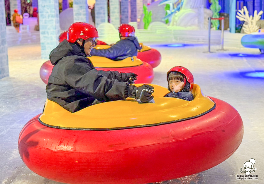 暑假旅遊 親子玩樂 親子 駁二 必玩 降溫 滑雪 白雪 冰雪祭．白色童話 